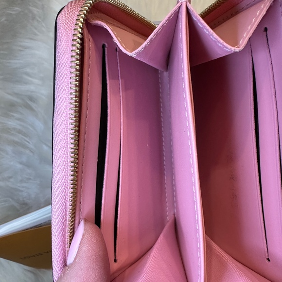 LIMITED EDITION Louis Vuitton Metallic Vernis Zippy - Picture 7 of 12